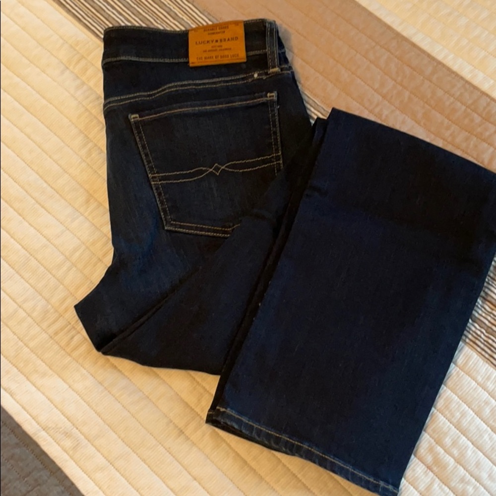 Short Girls! Sweet Straight Lucky Jeans